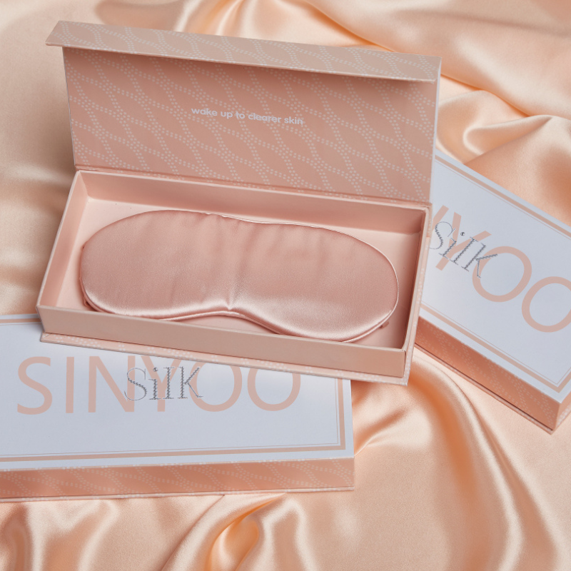 Custom Magnetic Closure Color Box